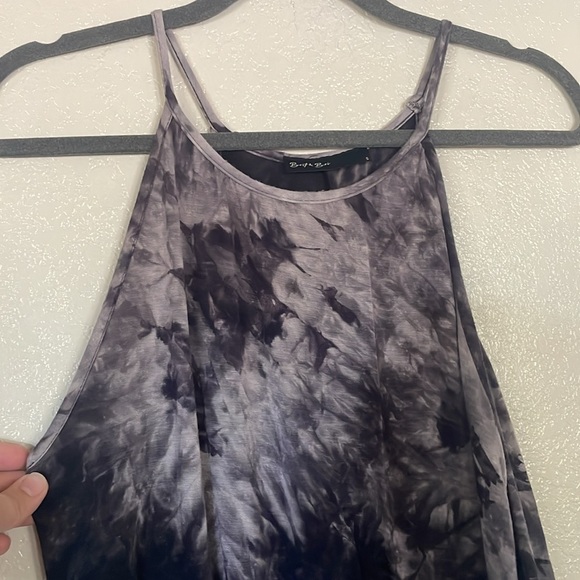 Brit & Bri racer back maxi dress - Picture 2 of 6